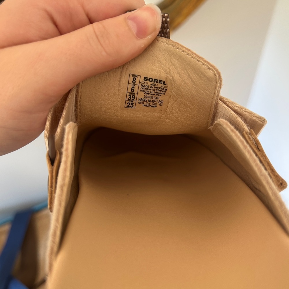 Clogs - Picture 2 of 6